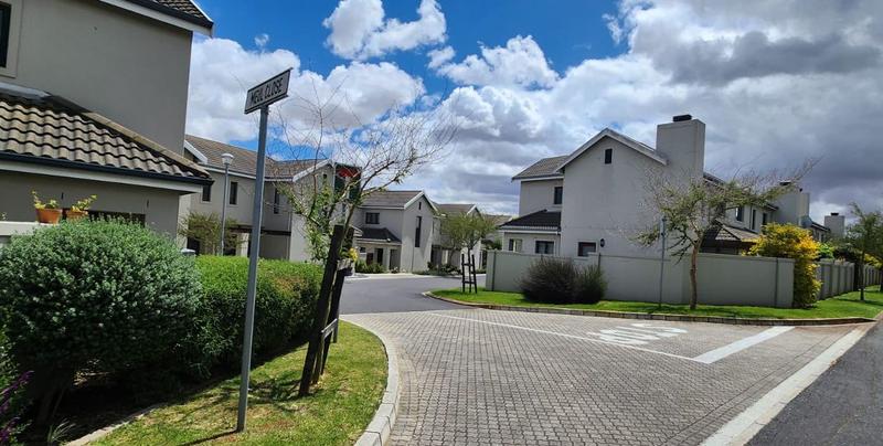 3 Bedroom Property for Sale in Graanendal Western Cape